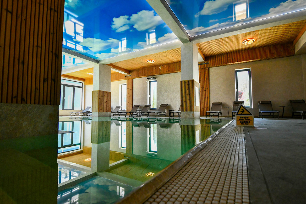 cazare cu spa moldova piscina interioara